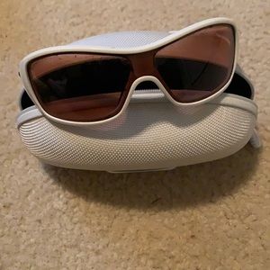 Oakley women’s sunglasses